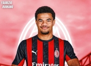 包含德利物浦将分三期支付埃基蒂克转会费，每年3000万欧的词条